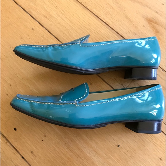 WORN Prada turquoise pointed patent leather flat 7 - Picture 3 of 5